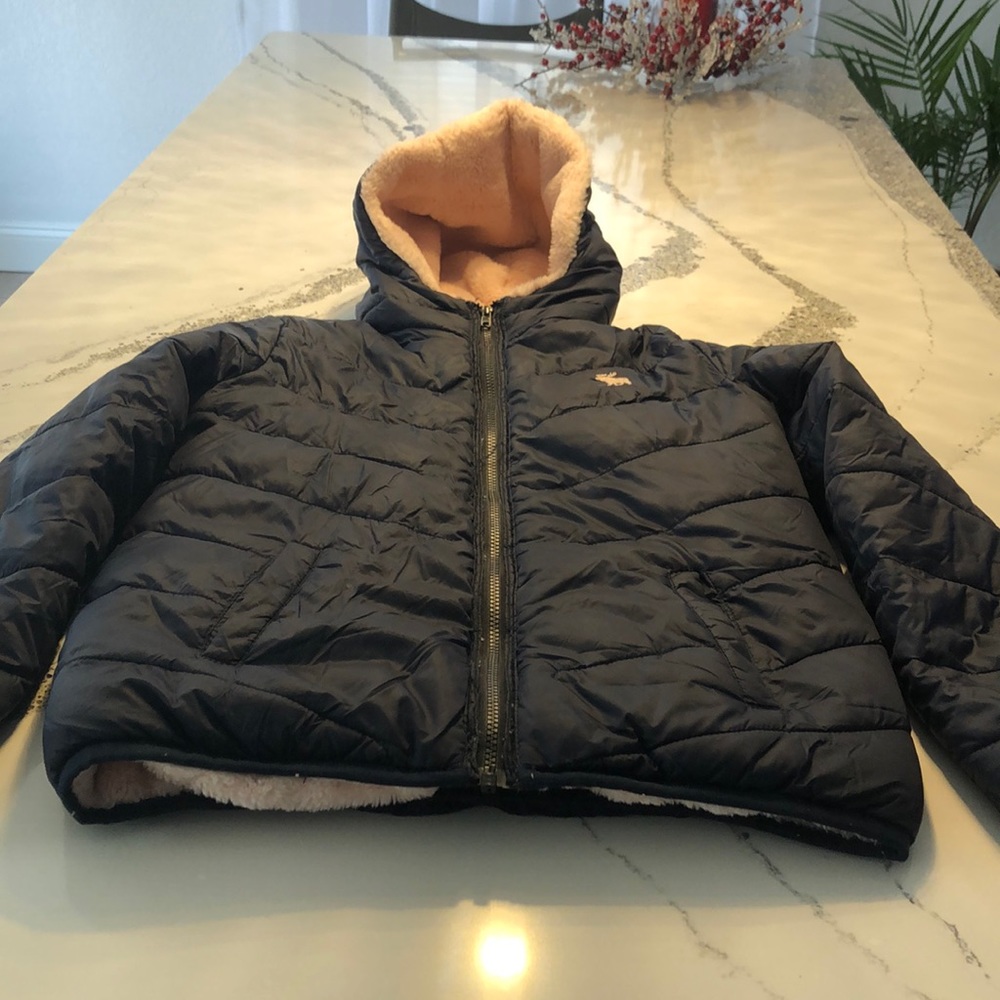 Navy blue Abercrombie Kids reversible jacket for girls size 13/14 with 2 pockets